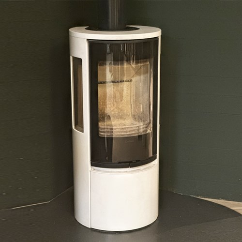 Ex-Display Contura 556G in White Wood Burning Stove